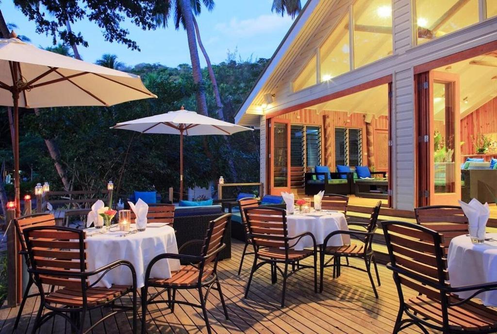 Sau Bay Resort & Spa Waiyevo Екстер'єр фото
