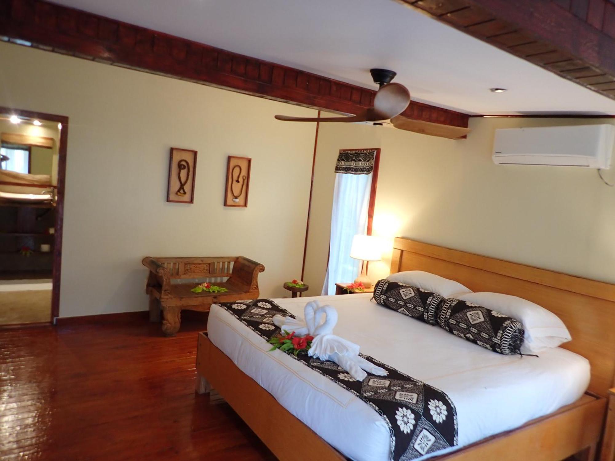 Sau Bay Resort & Spa Waiyevo Екстер'єр фото