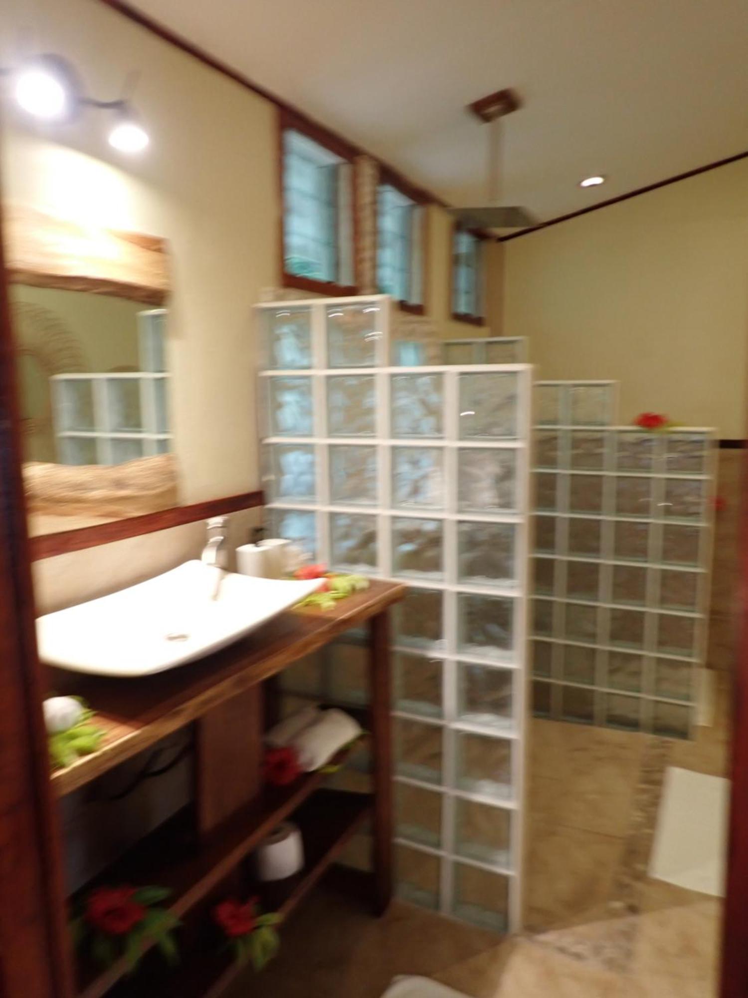 Sau Bay Resort & Spa Waiyevo Екстер'єр фото